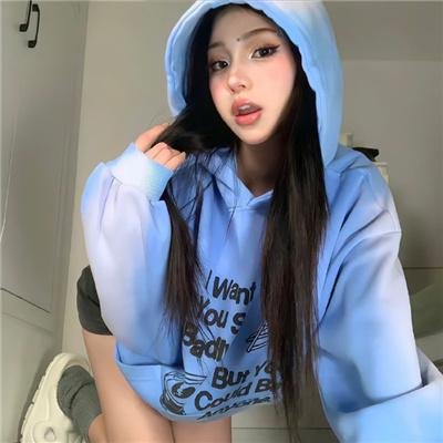 法国女郎海报
