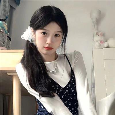 镜花水月海报